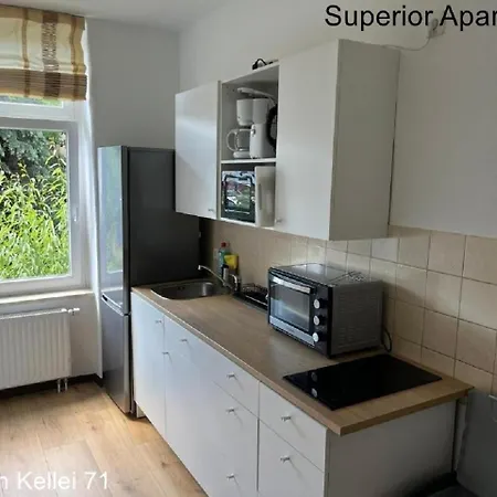 Kellei 71 Πανσιόν