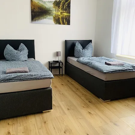 Kellei 71 Pensión 3*